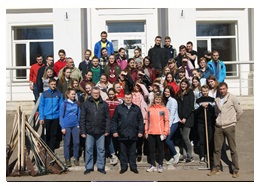 Академия приняла участие в весеннем месячнике благоустройства города