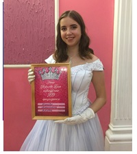 Первокурсники окунулись в атмосферу бала